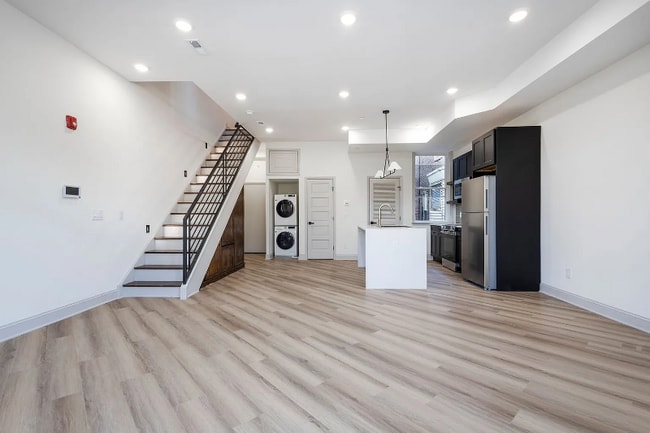 2227 N 33rd St in Philadelphia, PA - Building Photo - Building Photo