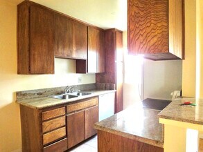 844 7th St, Unit 3 in Santa Monica, CA - Foto de edificio - Building Photo