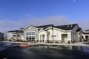 The Overlook at Interquest Apartments