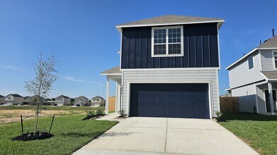 21915 Grand Majestic Dr in Houston, TX - Building Photo - Building Photo