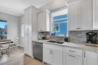 22915 Martes St in Galveston, TX - Building Photo - Building Photo