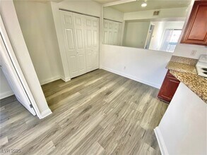 5154 S Jones Blvd in Las Vegas, NV - Building Photo - Building Photo