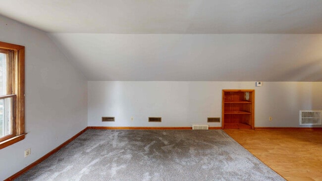 1420 Lee Ave in Albert Lea, MN - Building Photo - Building Photo