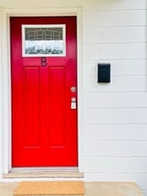 813 Montrose Ave in Charlottesville, VA - Building Photo - Building Photo