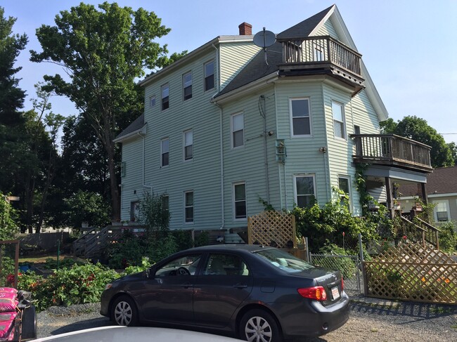 9 Chestnut Ln, Unit # 2
