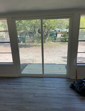 123 Haverhill Dr in San Antonio, TX - Foto de edificio - Building Photo