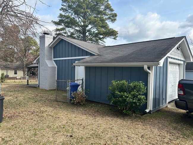 4502 Chewton Ct in Fayetteville, NC - Foto de edificio - Building Photo