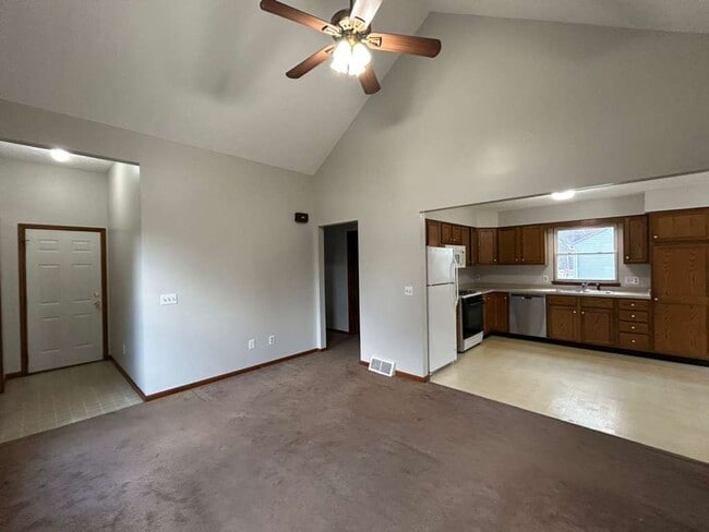 376 Chestnut St in Painesville, OH - Building Photo - Building Photo