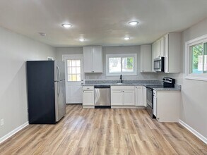 502 Cheyenne Ln in Clarksville, TN - Building Photo - Building Photo