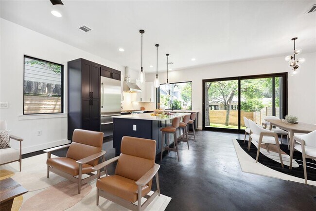 property at 2309 La Casa Dr