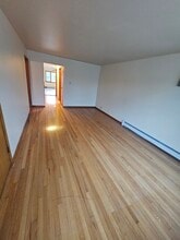 600 W 87th St, Unit A in Chicago, IL - Foto de edificio - Building Photo