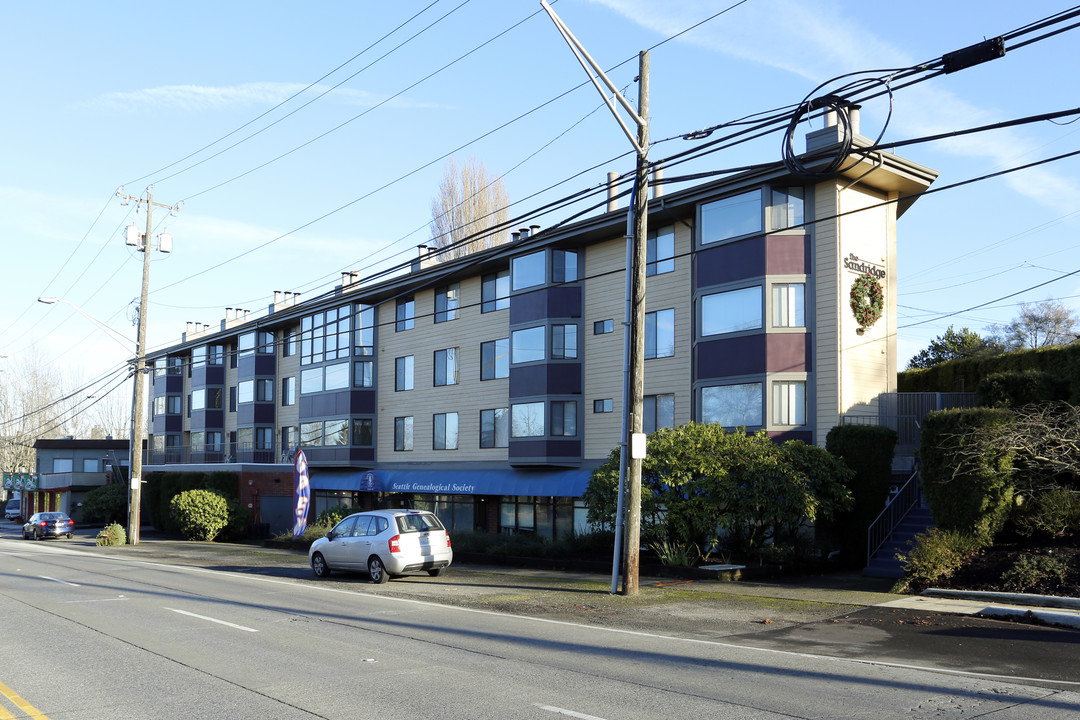 Sandridge Apartments in Seattle, WA - Building Photo