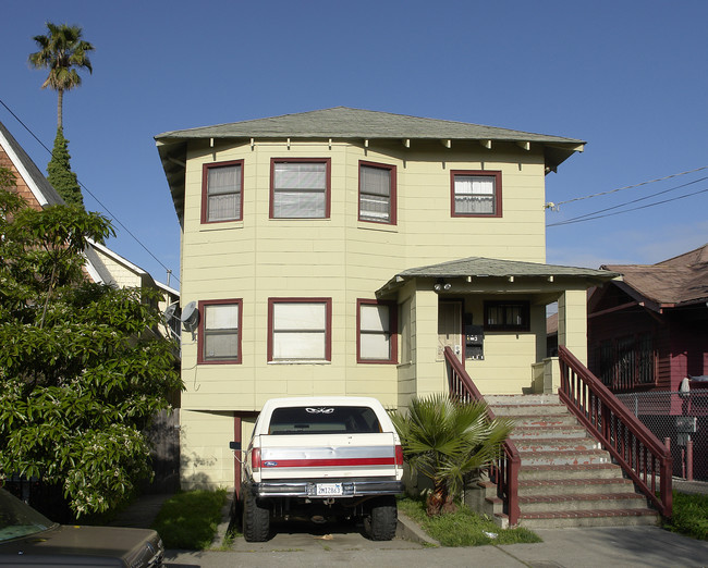 3027 Filbert St in Oakland, CA - Foto de edificio - Building Photo