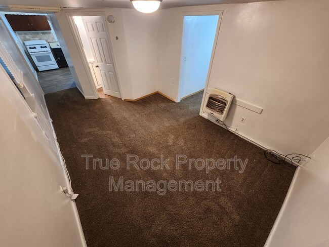 821 N Highland Ave in Ada, OK - Building Photo - Building Photo