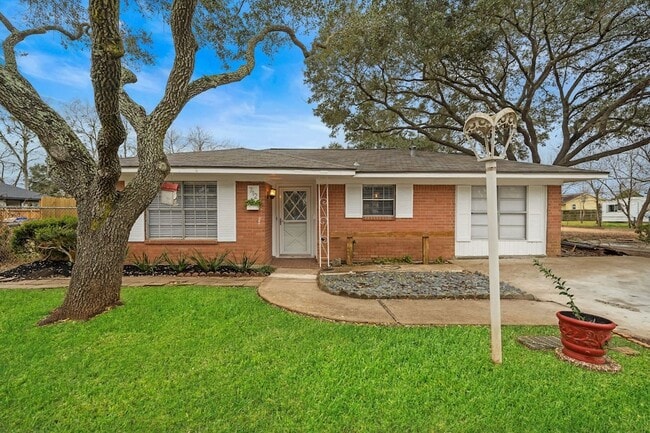property at 712 Damon St
