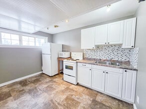 168 Towerhill Rd in Peterborough, ON - Building Photo - Building Photo