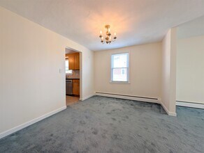 7 Patrick St, Unit 2 in Arlington, MA - Building Photo - Building Photo