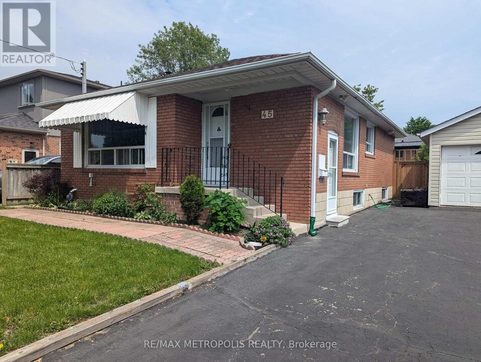 45 Brenda Crescent in Toronto, ON - Building Photo