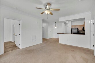 12831 Madison Pointe Cir in Orlando, FL - Building Photo - Building Photo