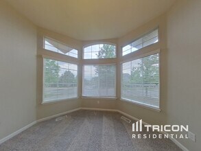 22602 E Rowland Dr in Aurora, CO - Building Photo - Building Photo
