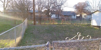 1309 Opal Rd in Killeen, TX - Foto de edificio - Building Photo