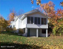 225 Winter in Big Rapids, MI - Building Photo