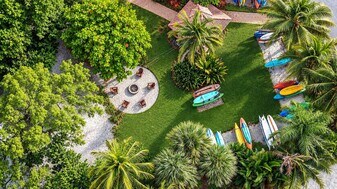 Manatee Bay Apartments in Boynton Beach, FL - Building Photo