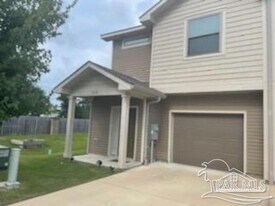 3512 Mossy Oak Villas Cir in Pensacola, FL - Building Photo