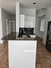 4361 Dogwood Cir in Weston, FL - Building Photo - Building Photo