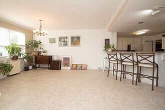 1200 Georgetown Way in Vernon Hills, IL - Building Photo - Building Photo