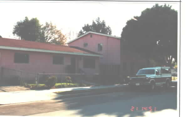 1806 Michigan Ave in Santa Monica, CA - Building Photo - Building Photo