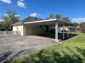 420 Ross Dr in Smyrna, TN - Building Photo - Building Photo