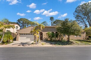 939 Bluejack Rd in Encinitas, CA - Building Photo