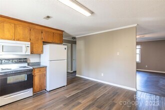 424 S 4th St, Unit 4 in Albemarle, NC - Building Photo - Building Photo