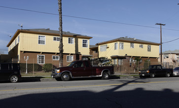 6955-6961 Fulton Ave in North Hollywood, CA - Building Photo - Building Photo