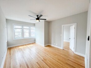 3319 N Karlov Ave in Chicago, IL - Building Photo - Building Photo