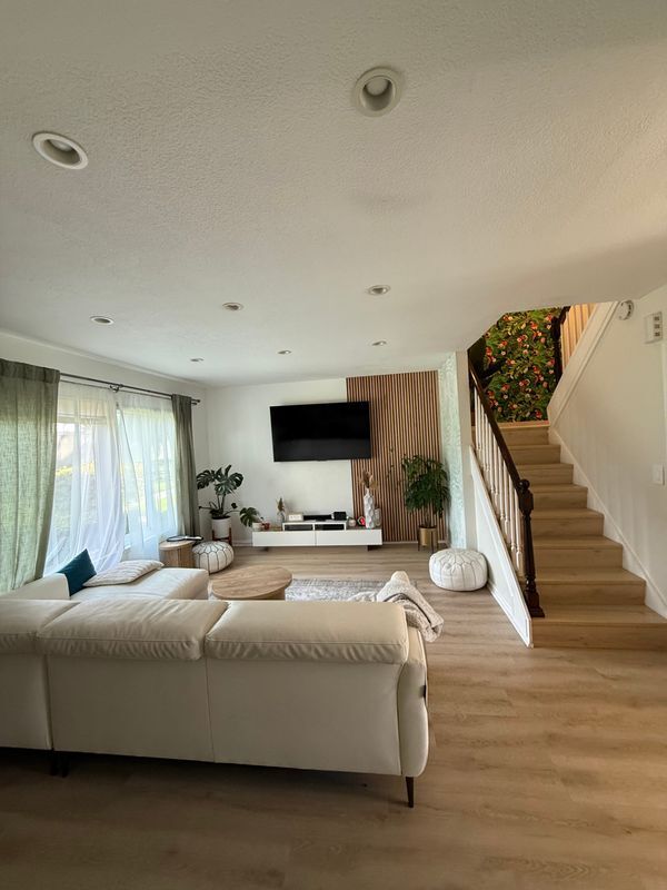 property at 1459 Deauville Pl