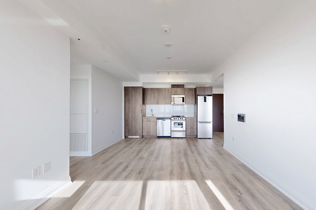 412 Silver Maple Rd in Oakville, ON - Building Photo