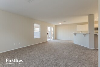 5576 Summer Joy St in Las Vegas, NV - Building Photo - Building Photo