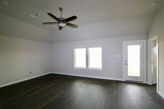 8622 Jetty Glen Dr in Cypress, TX - Building Photo - Building Photo