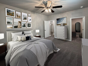 Lake Crossing Apartment Homes in Austell, GA - Foto de edificio - Building Photo
