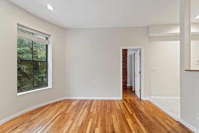 4 Union Pk St in Boston, MA - Building Photo - Building Photo