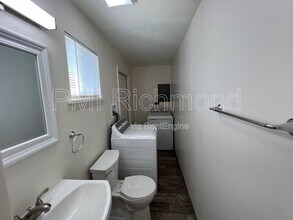 404 Roxana Rd in Highland Springs, VA - Building Photo - Building Photo