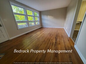 3801 Lakewood Dr NW in Huntsville, AL - Building Photo - Building Photo