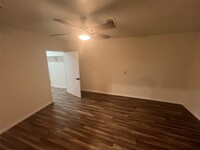 5827 Northridge Dr in Houston, TX - Building Photo - Building Photo