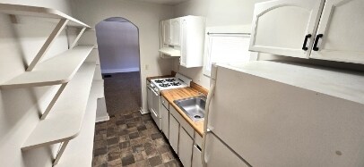 40 Grove St, Unit 2 in Dover, NH - Foto de edificio - Building Photo