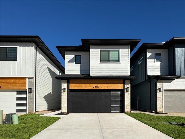 property at 33110 Willow Hts Ln