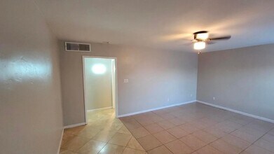 730 E 1st St in Mesa, AZ - Building Photo - Building Photo