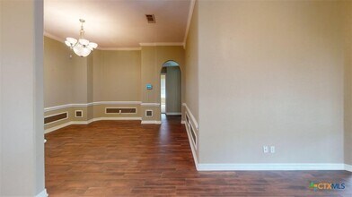 142 Jesse James Dr in Nolanville, TX - Building Photo - Building Photo