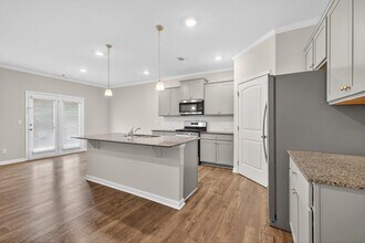 5884 Screech Owl Dr in Flowery Branch, GA - Building Photo - Building Photo